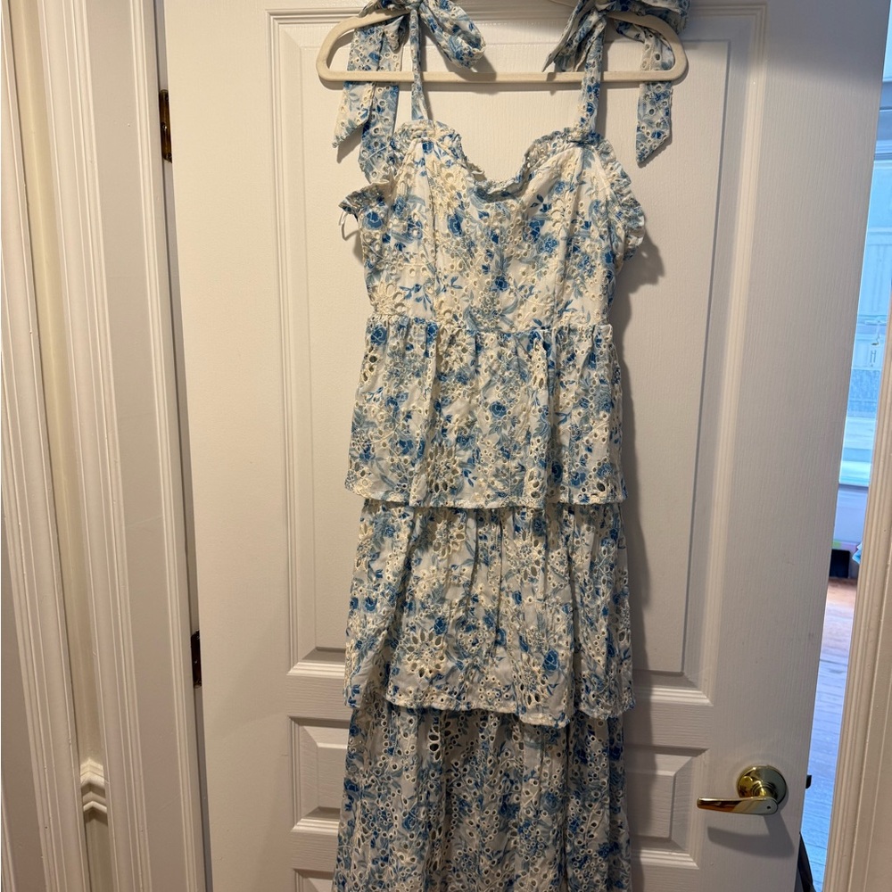 En Saison Floral tiered blue dress